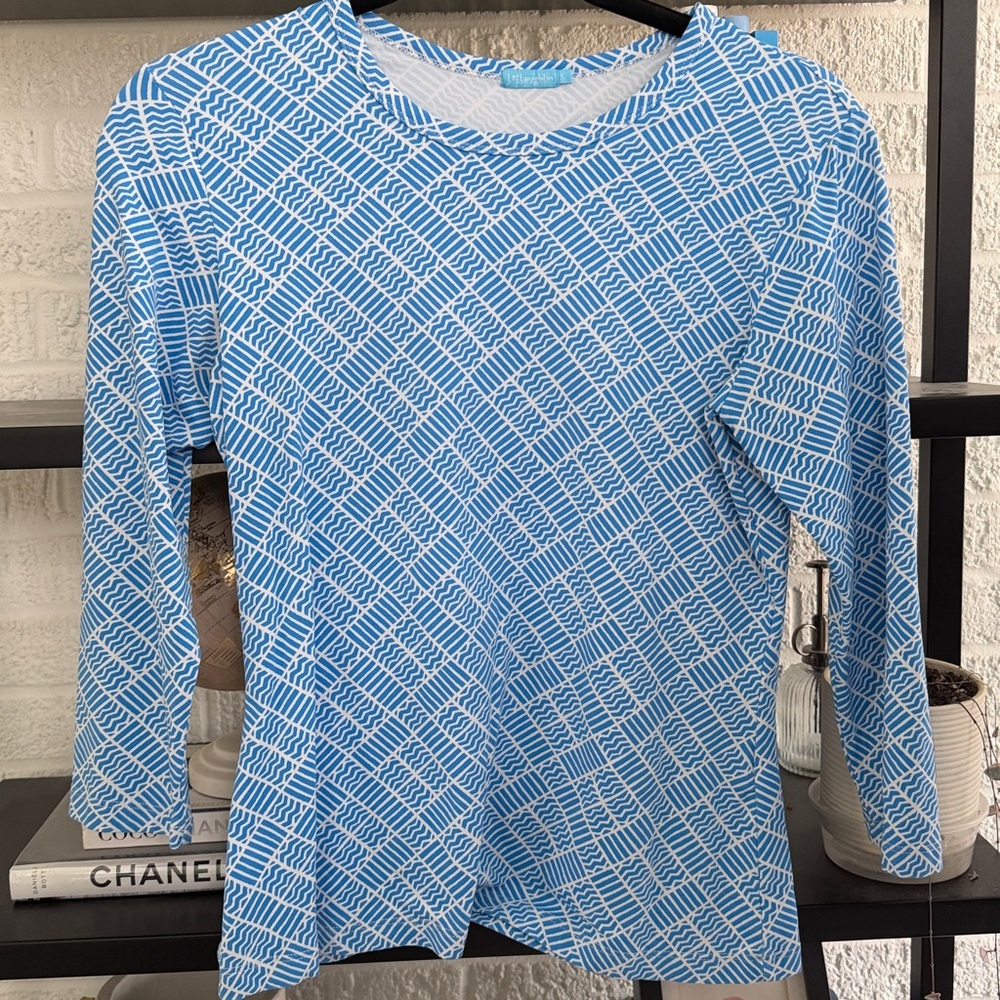 J. McLaughlin Crew neck shirt S